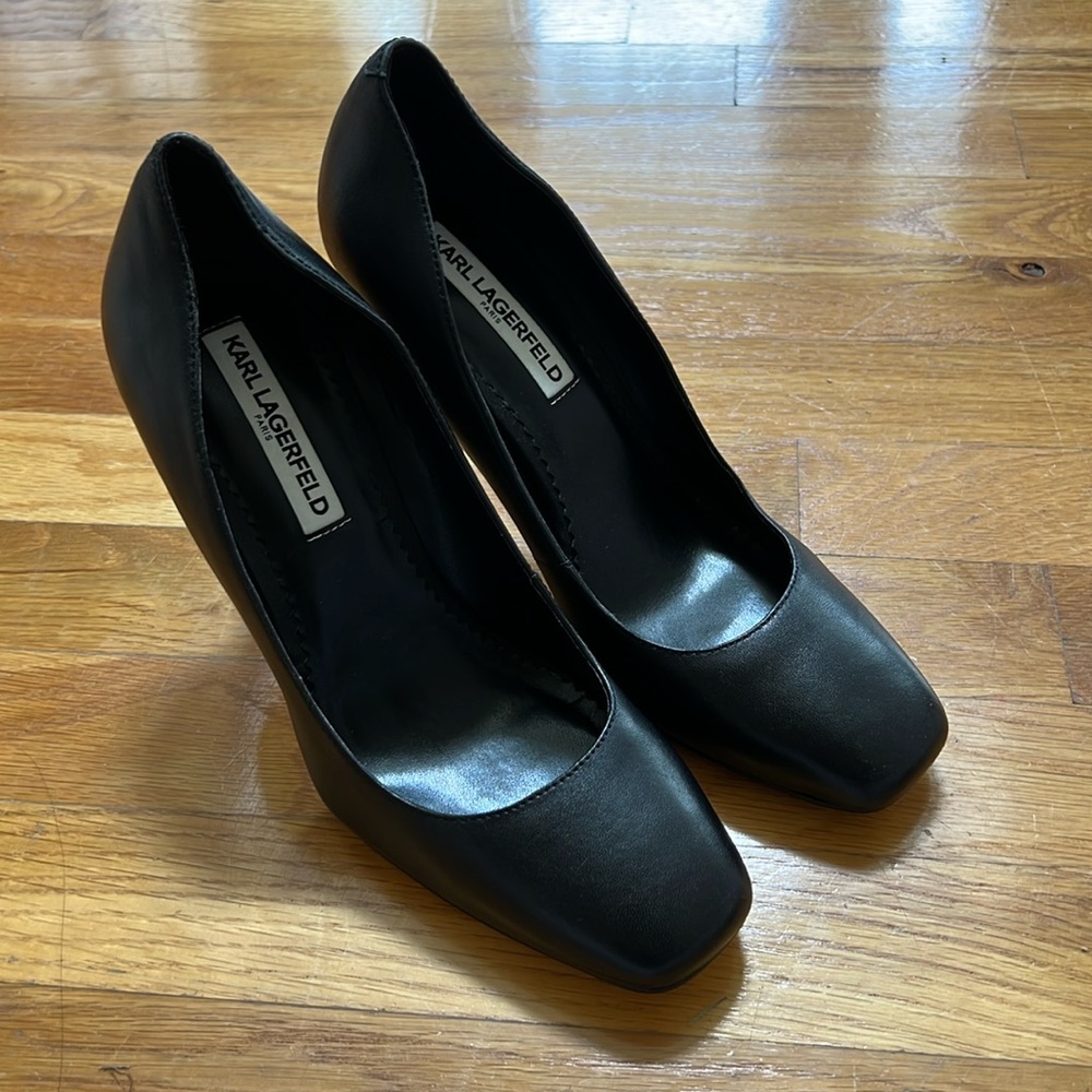 Karl Lagerfeld full leather black pump 3 inch
